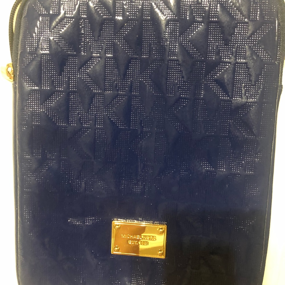 Michael Kors iPad case - Picture 6 of 8